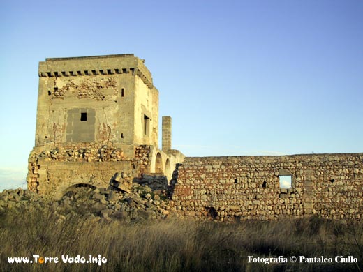 Masseria di Don Cesare, torre prima del crollo